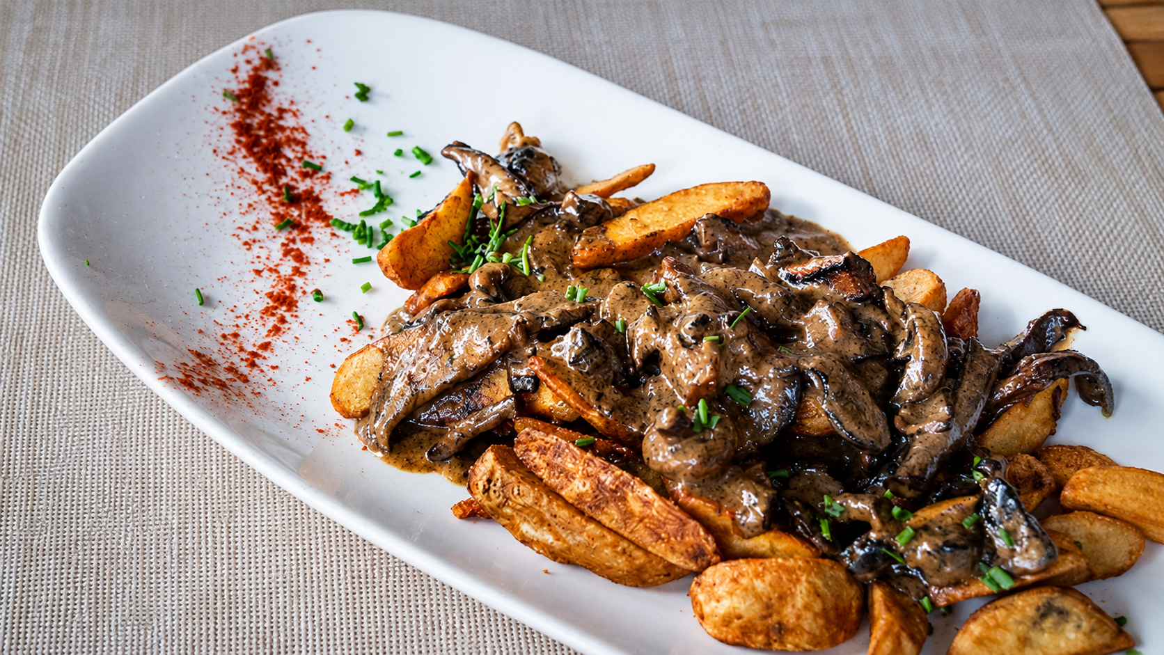 PAPAS RÚSTICAS FUNGHI